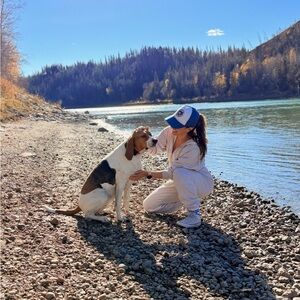 Meet your Posher, Angeline